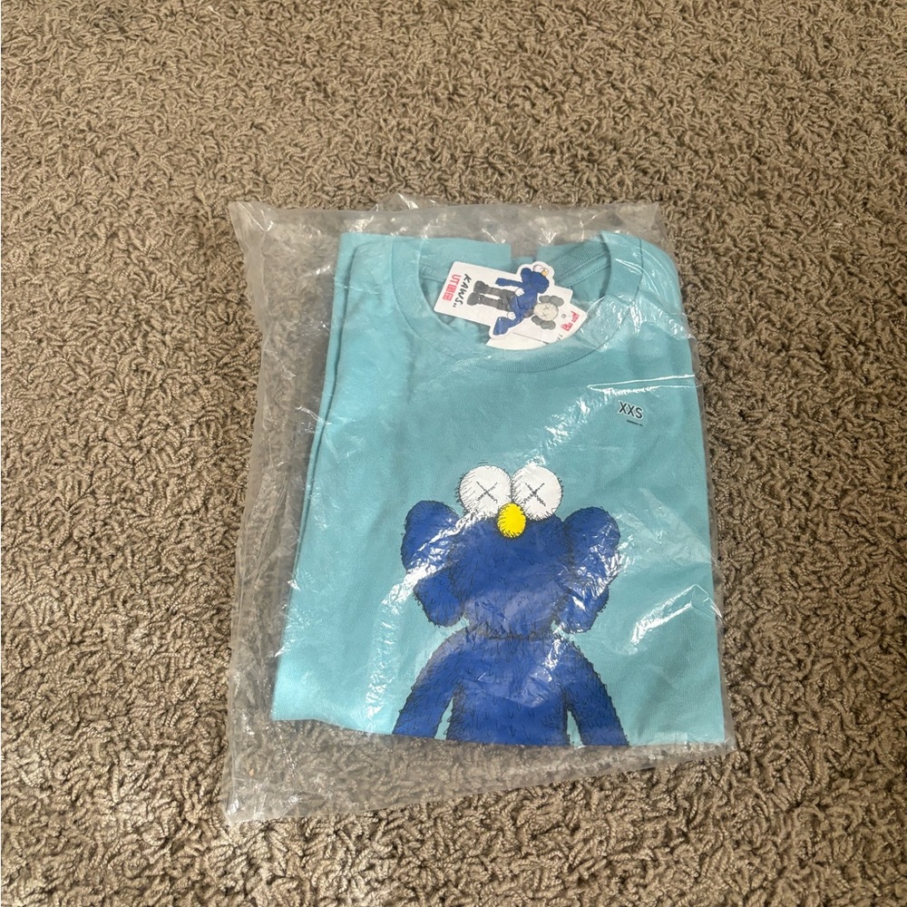 Uniqlo X Kaws Tee
